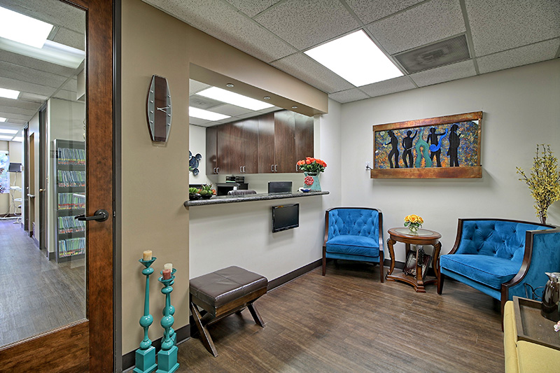 Dentistry of Thousand Oaks Front Desk
